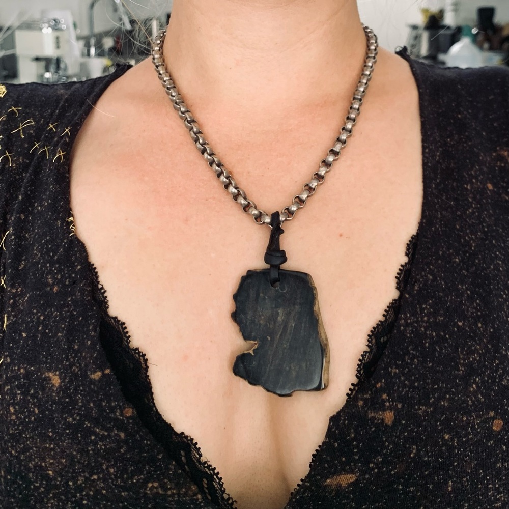 Petrified Wood Necklace Silver Rollo Chain - Picture 3 of 16